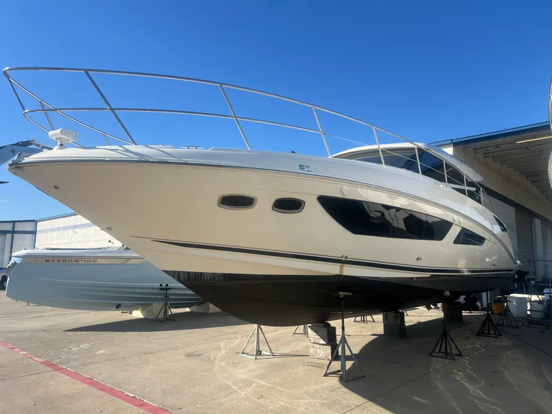 Slide: The Image of Sea Ray 470 Sundancer 2015 - 1