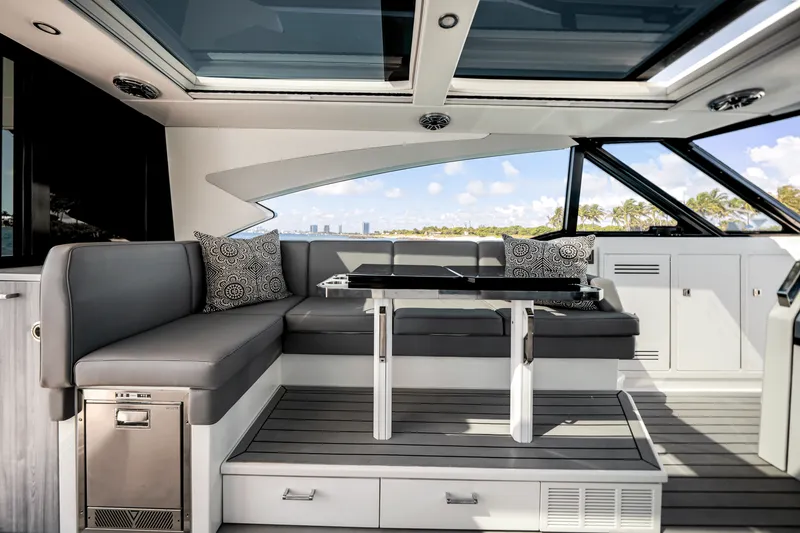 Slide: The Image of Formula 500 SSC 2022 - 27