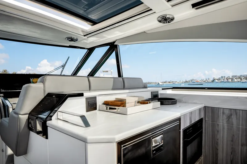 Slide: The Image of Formula 500 SSC 2022 - 33