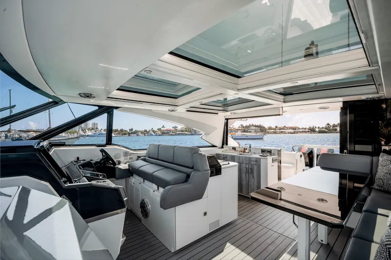 Slide: The Image of Formula 500 SSC 2022 - 36