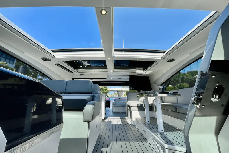 Slide: The Image of Formula 500 SSC 2022 - 37