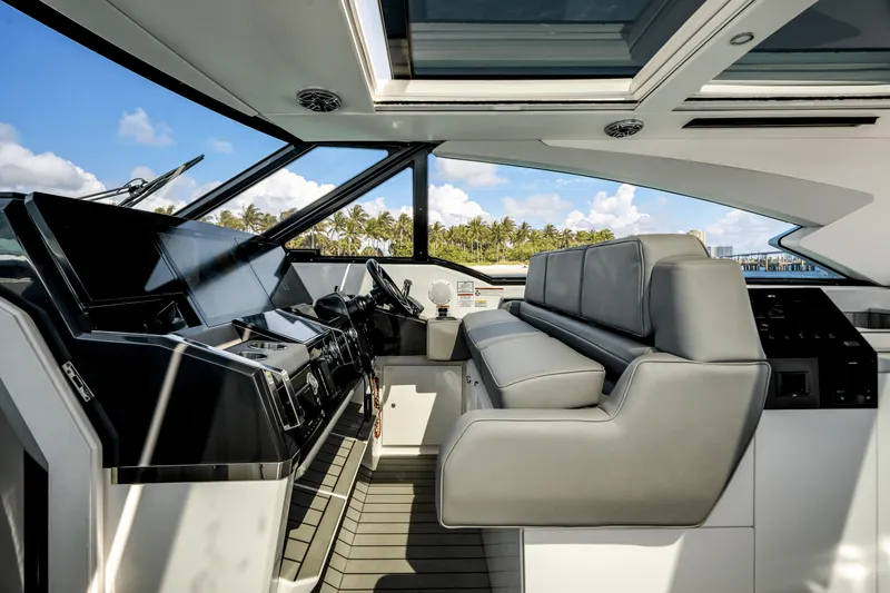 Slide: The Image of Formula 500 SSC 2022 - 39