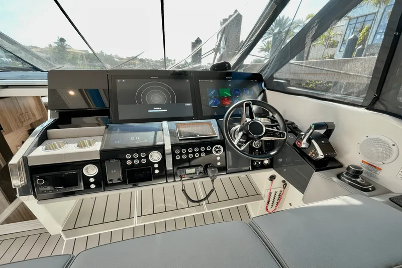 Slide: The Image of Formula 500 SSC 2022 - 41