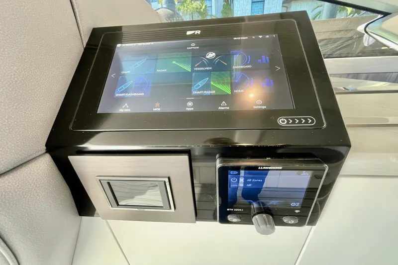 Slide: The Image of Formula 500 SSC 2022 - 51