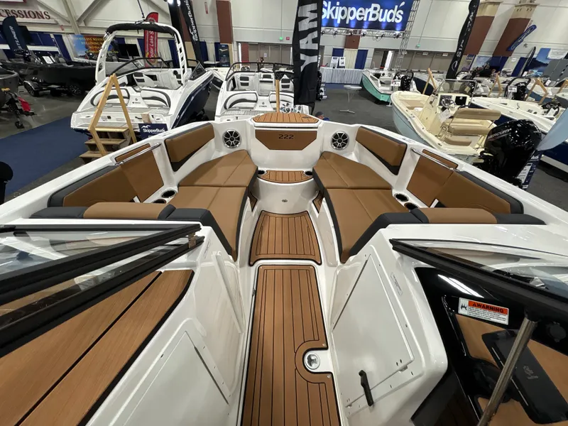 Slide: The Image of Yamaha 222SE 2026 - 19