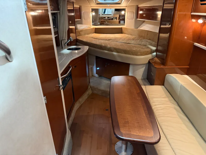 Slide: The Image of Sea Ray 330 SUNDANCER 2010 - 15
