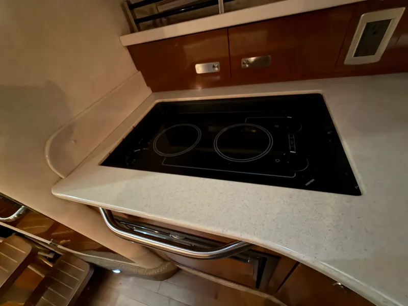 Slide: The Image of Sea Ray 330 SUNDANCER 2010 - 22