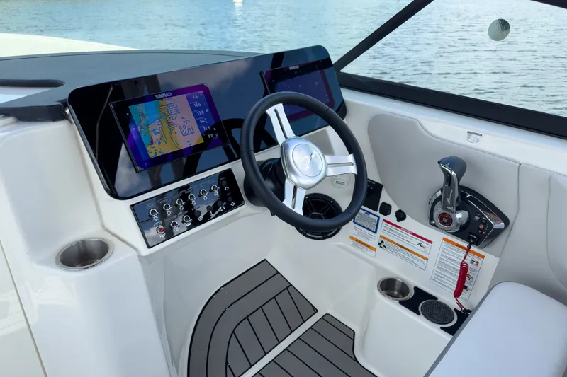 Slide: The Image of Sea Ray SDX 270 Outboard 2026 - 11