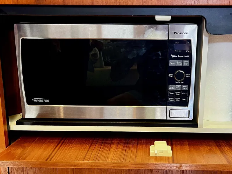 Slide: The Image of Tiara SOVRAN 2011 - 28