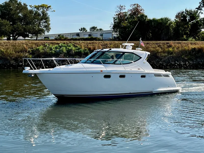 Slide: The Image of Tiara SOVRAN 2011 - 6