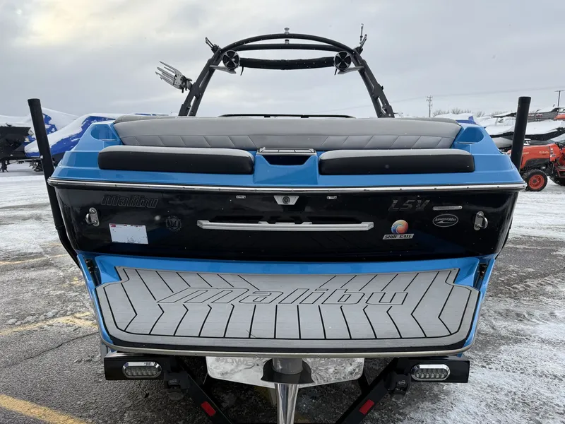 Slide: The Image of Malibu WAKESETTER 25 LSV 2017 - 10
