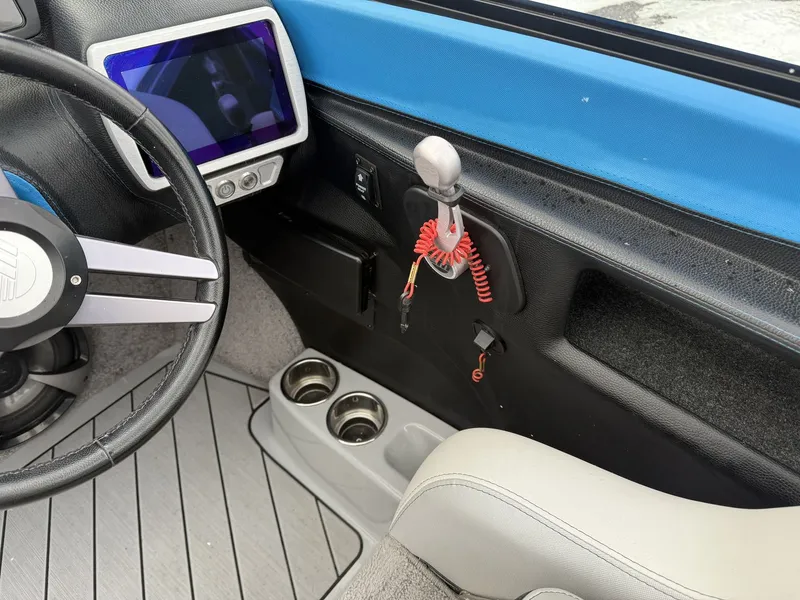 Slide: The Image of Malibu WAKESETTER 25 LSV 2017 - 15