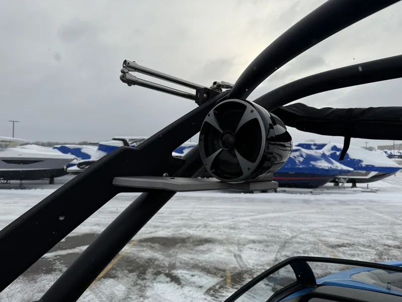 Slide: The Image of Malibu WAKESETTER 25 LSV 2017 - 19