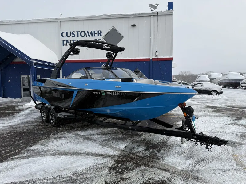 Slide: The Image of Malibu WAKESETTER 25 LSV 2017 - 4