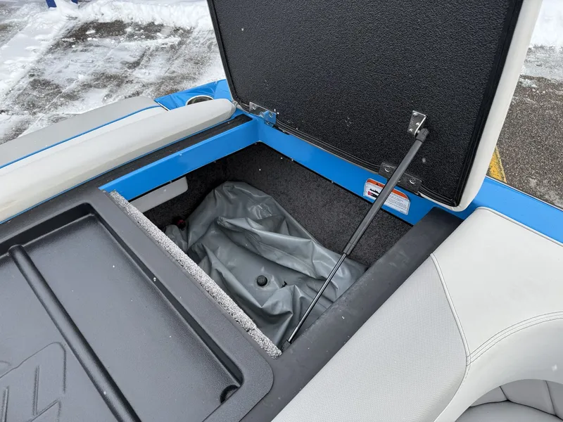 Slide: The Image of Malibu WAKESETTER 25 LSV 2017 - 67