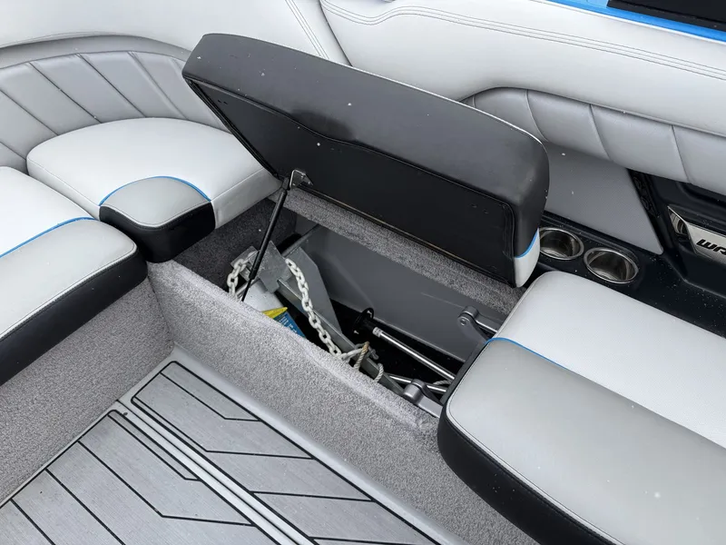 Slide: The Image of Malibu WAKESETTER 25 LSV 2017 - 69