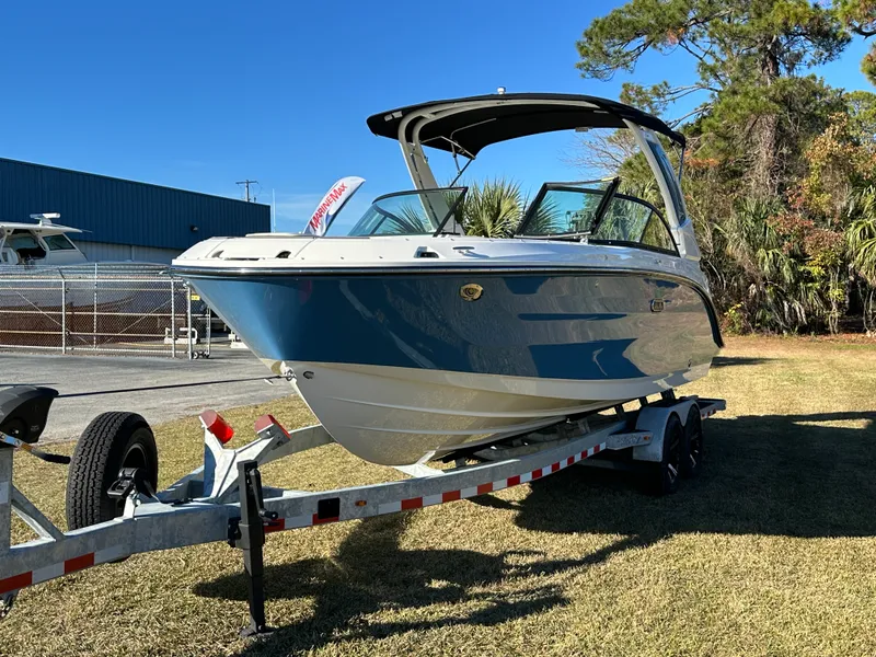 Slide: The Image of Sea Ray SDX 230 Outboard 2026 - 2