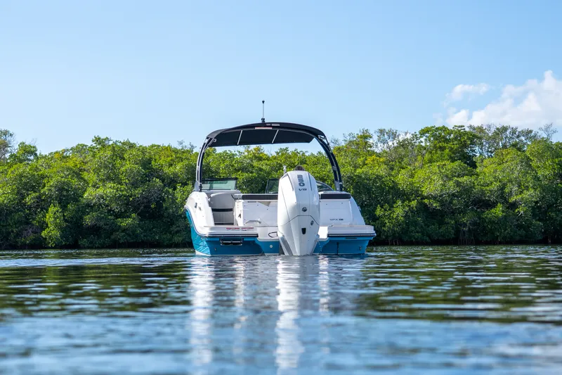 Slide: The Image of Sea Ray SPX 230 Outboard 2024 - 24