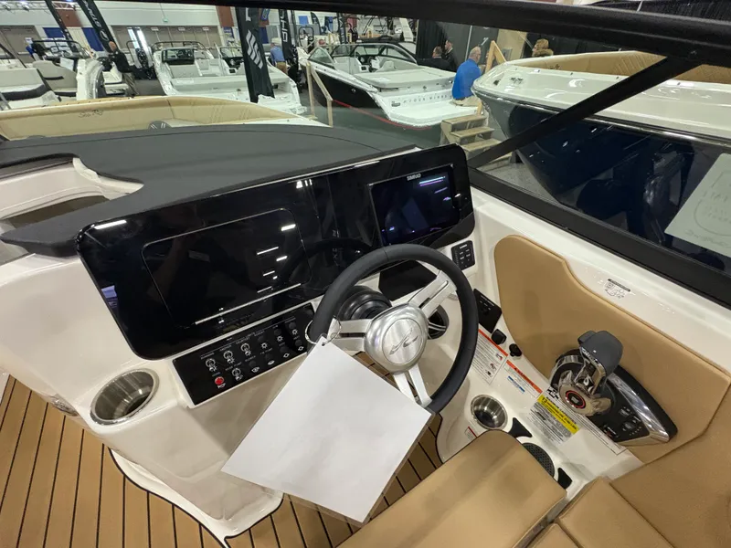 Slide: The Image of Sea Ray SDX 230 Outboard 2026 - 10