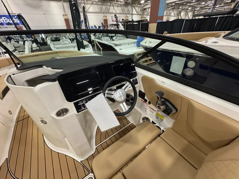 Slide: The Image of Sea Ray SDX 230 Outboard 2026 - 9