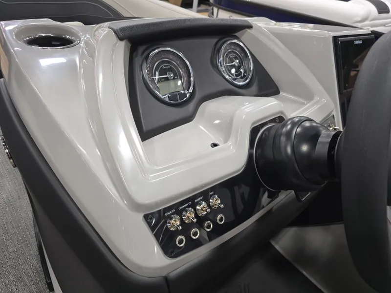 Slide: The Image of Barletta Cabrio 24 UE 2026 - 26