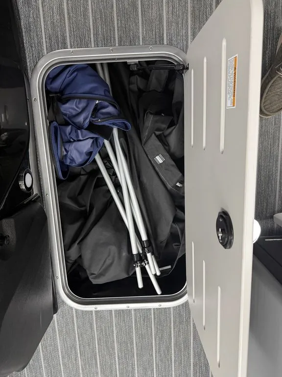 Slide: The Image of Premier 230 Solaris RS 3-Tube CL 2026 - 20