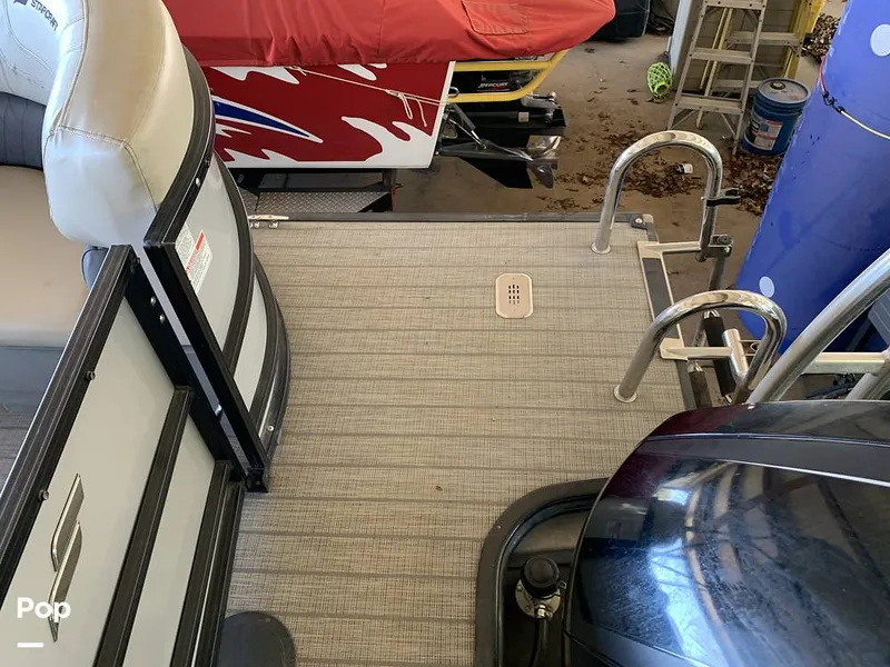 Slide: The Image of Starcraft CX23 R 2019 - 14067089