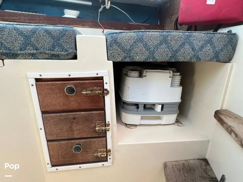 Slide: The Image of Grady-White Trophy Pro 257 1988 - 14013783