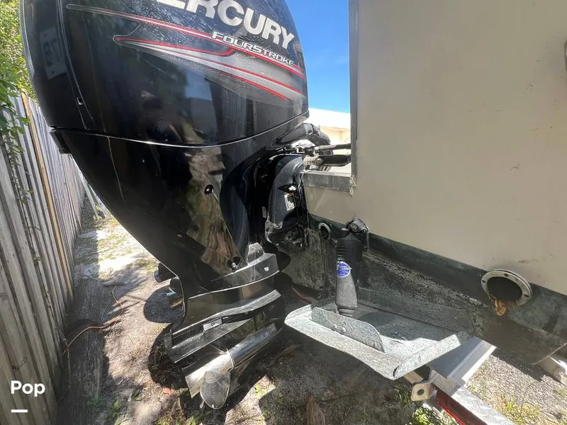 Slide: The Image of Grady-White Trophy Pro 257 1988 - 14013620