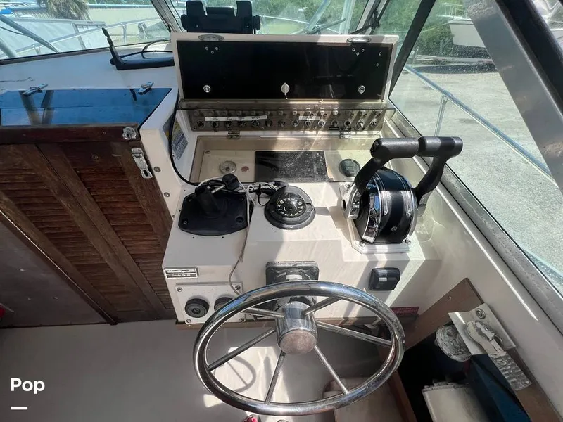 Slide: The Image of Grady-White Trophy Pro 257 1988 - 14013748