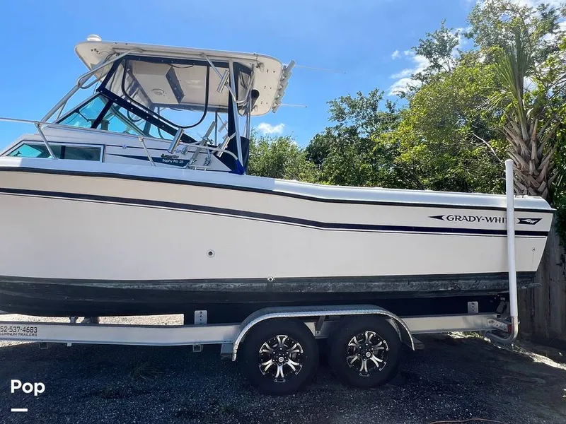 Slide: The Image of Grady-White Trophy Pro 257 1988 - 14013635