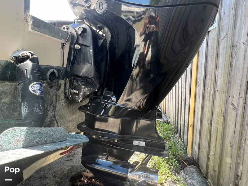 Slide: The Image of Grady-White Trophy Pro 257 1988 - 14013640