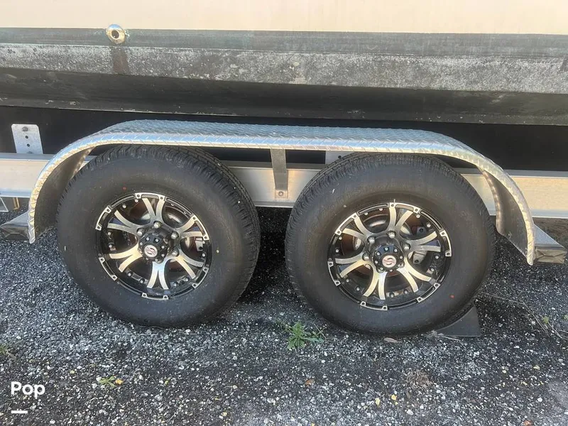 Slide: The Image of Grady-White Trophy Pro 257 1988 - 14013650