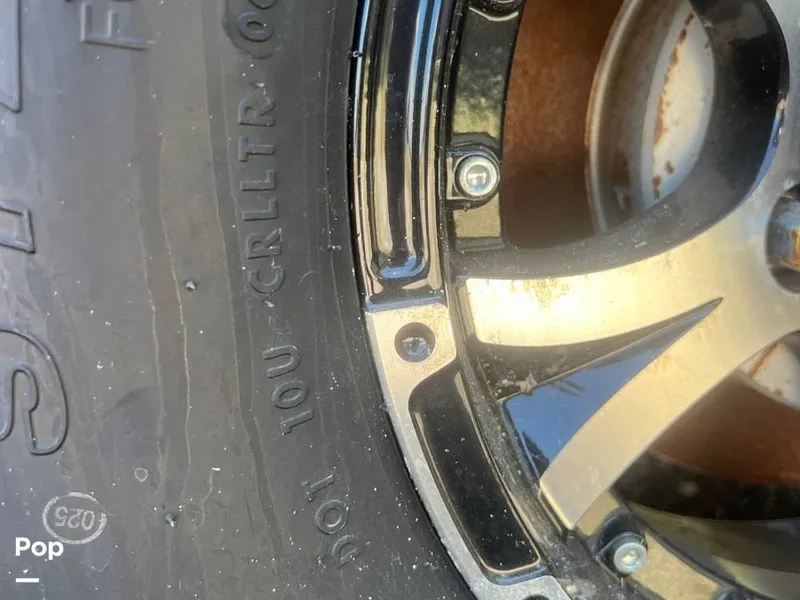 Slide: The Image of Grady-White Trophy Pro 257 1988 - 14013652