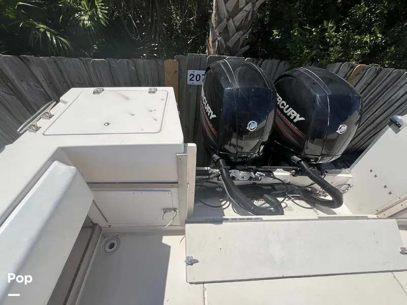 Slide: The Image of Grady-White Trophy Pro 257 1988 - 14013666