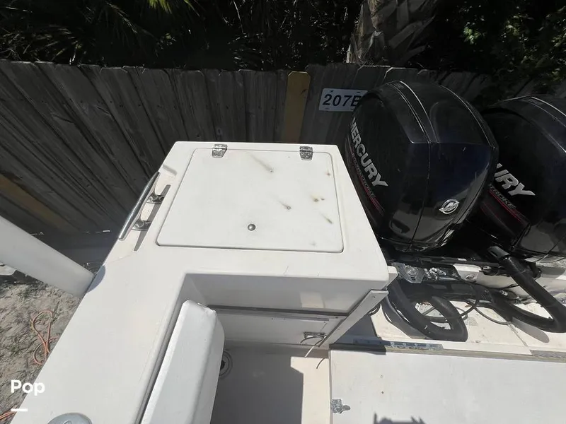 Slide: The Image of Grady-White Trophy Pro 257 1988 - 14013667