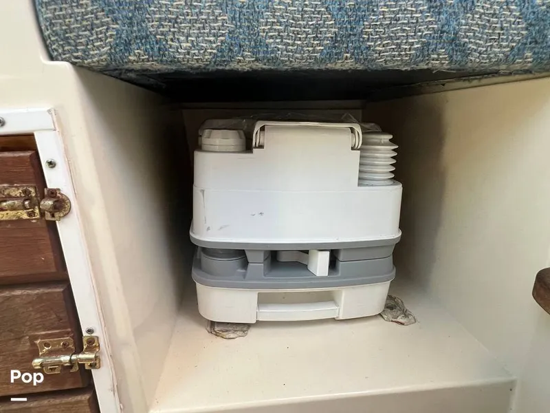 Slide: The Image of Grady-White Trophy Pro 257 1988 - 14013785