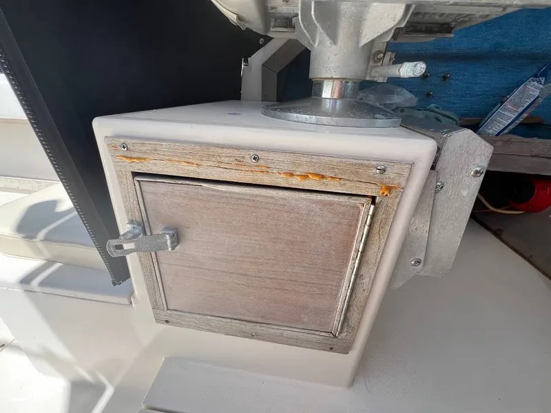 Slide: The Image of Grady-White Trophy Pro 257 1988 - 14013694