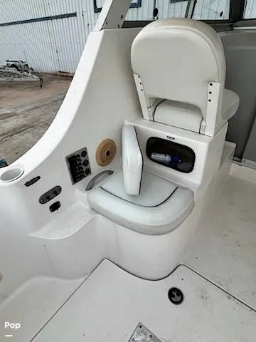 Slide: The Image of Bayliner 246 Discovery 2007 - 15165590