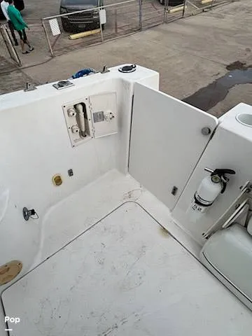 Slide: The Image of Bayliner 246 Discovery 2007 - 15165595