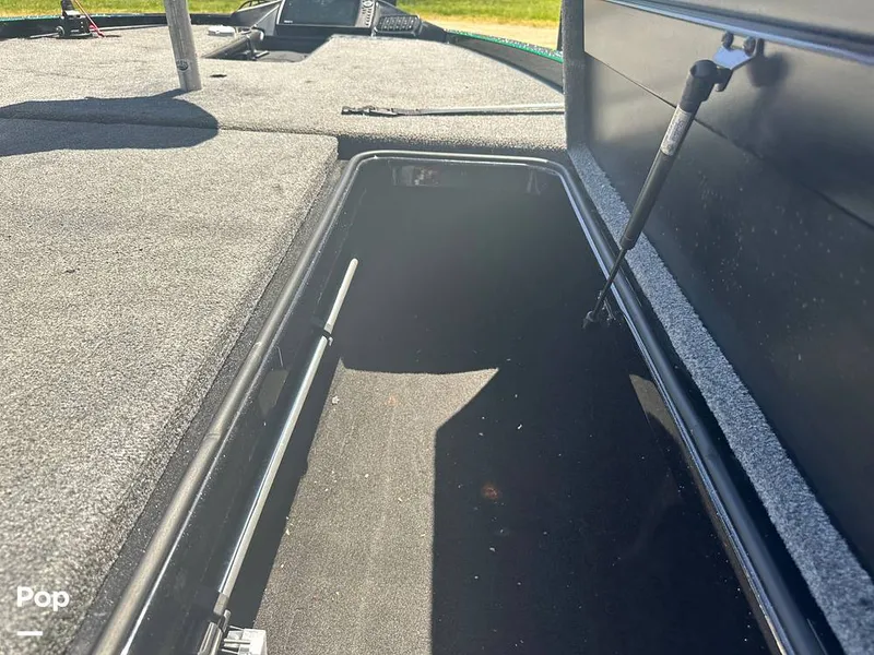 Slide: The Image of Triton 21 TXR Elite 2017 - 14058070