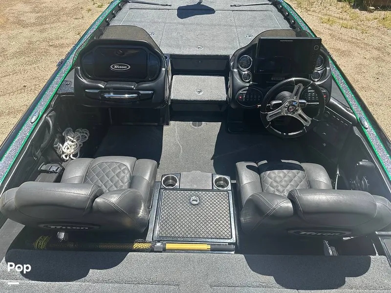 Slide: The Image of Triton 21 TXR Elite 2017 - 14058044