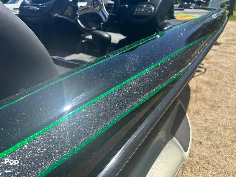 Slide: The Image of Triton 21 TXR Elite 2017 - 14057945