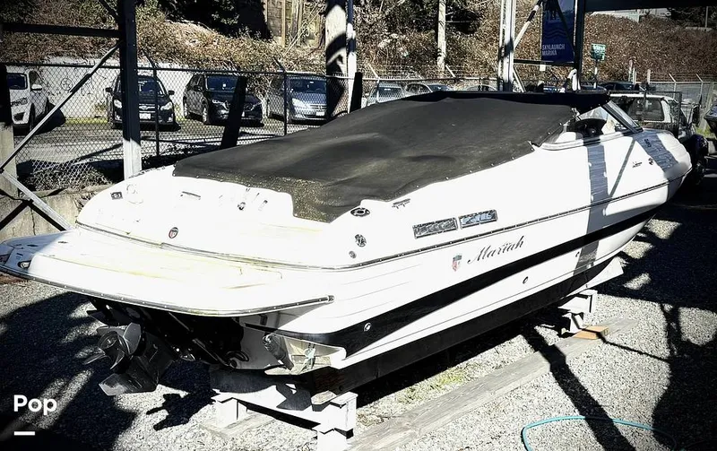 Slide: The Image of Mariah SC 25 2008 - 16224020