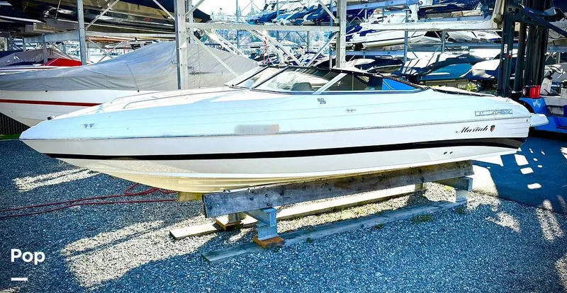 Slide: The Image of Mariah SC 25 2008 - 16224013