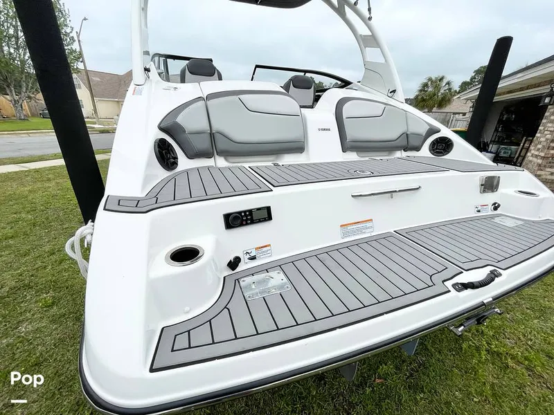 Slide: The Image of Transom Seating - 14040153