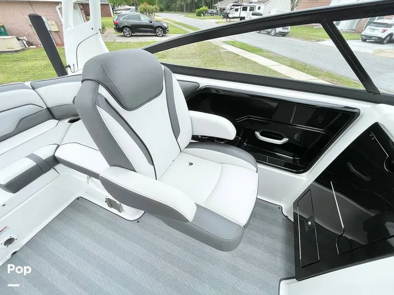 Slide: The Image of Passenger Seat - 14040175