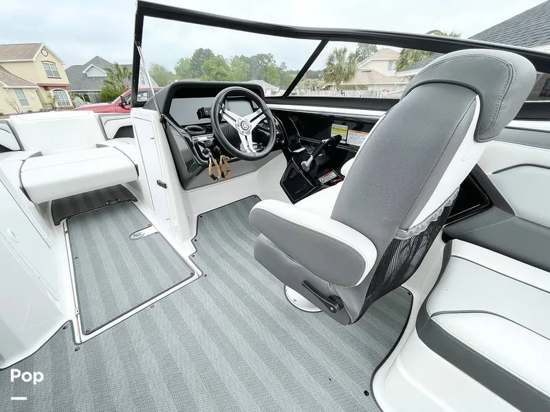 Slide: The Image of Captain's Chair - 14040167
