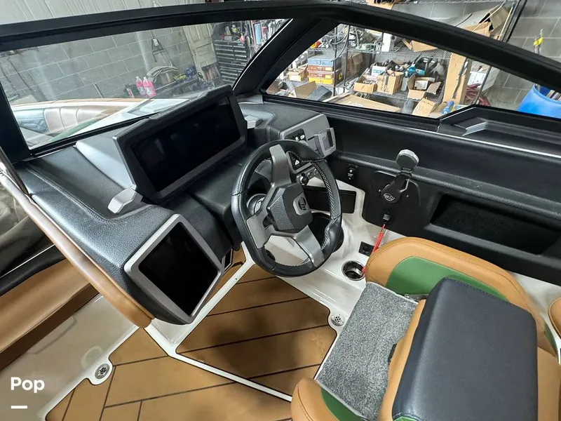 Slide: The Image of Malibu 25LSV 2023 - 14004536