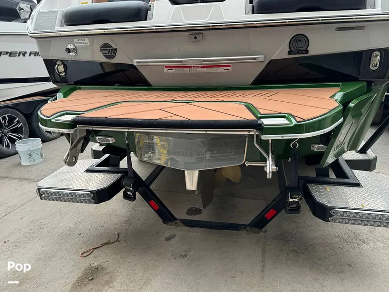 Slide: The Image of Malibu 25LSV 2023 - 14004500